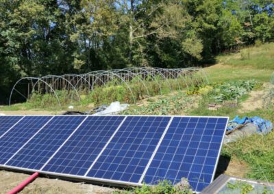 Installation panneaux solaires au sol